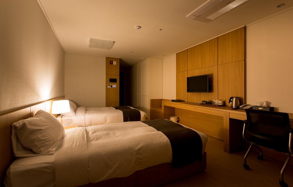 Hotel Logenir Gimcheon Habitación foto